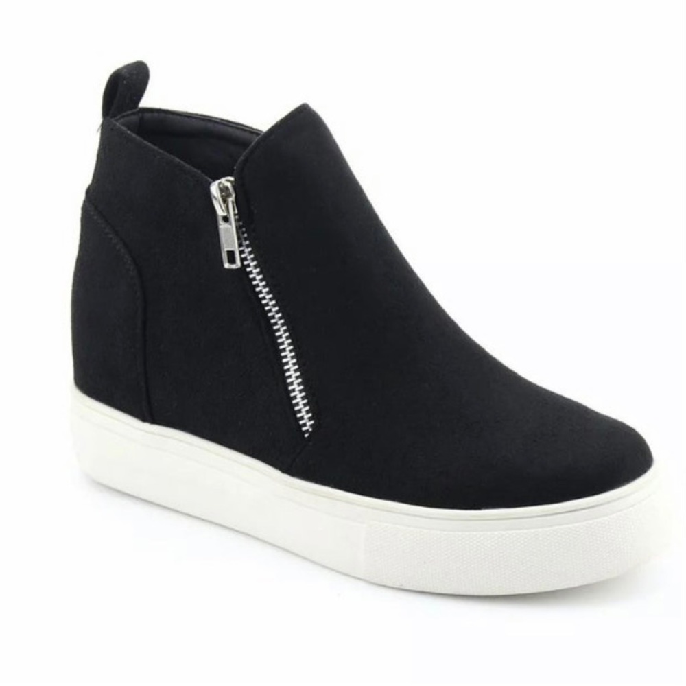 NIB! Nature Breeze Hidden Wedge Faux Suede Sneakers